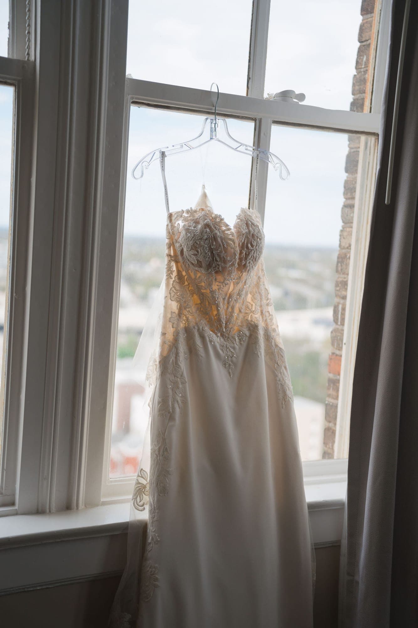 How Many Hours of Wedding Photography Do You Actually Need?